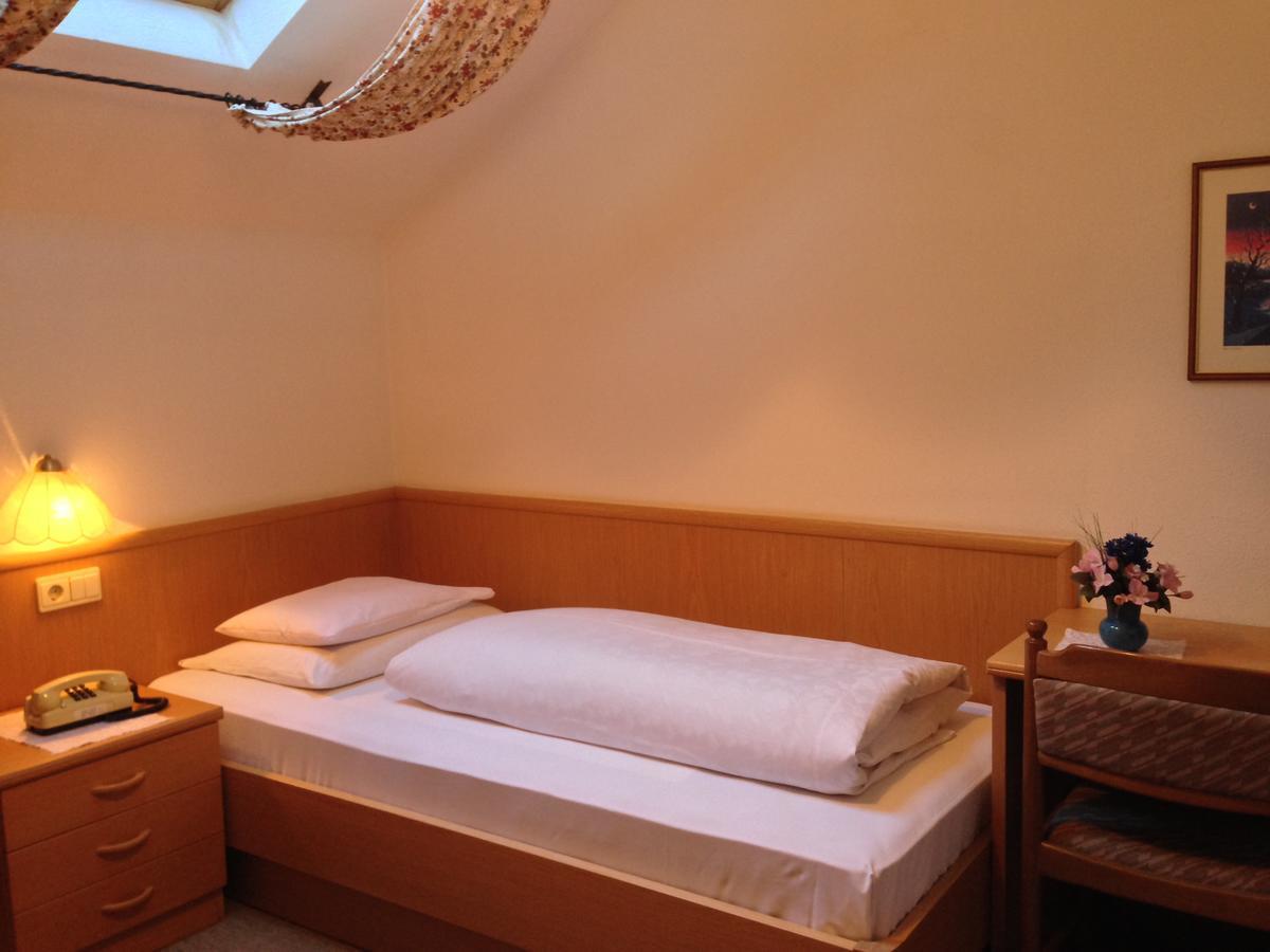 Hotel Bad Winkel 캄포투레스 외부 사진