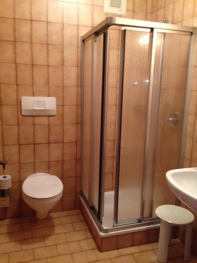 Hotel Bad Winkel 캄포투레스 외부 사진