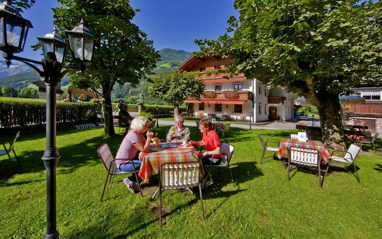 Hotel Bad Winkel 캄포투레스 외부 사진